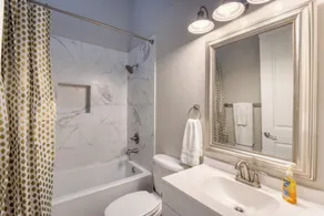 902 Howard Lofts - Image 2