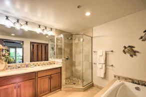 Luxury Condo at Waipouli Beach Resort. - Image 5