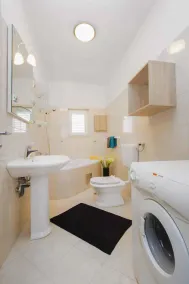Maison de vacances avec 3 appartements de 5 à 15 personnes - Image 5