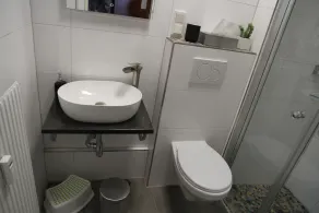 Apartment in Kurpark—beautiful, quiet, and right in the center— - Image 3