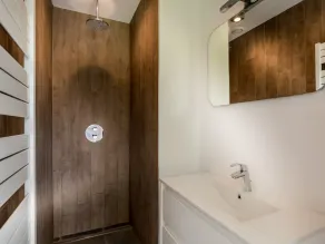 Holiday Home in Noiseux with Indoor Pool - Image 3