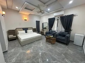 Prime View Guest House - Image 5