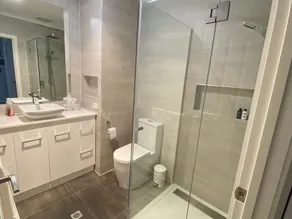 **Modern 2BR APT - BBQ/Pool/Sauna/WiFi - Image 5