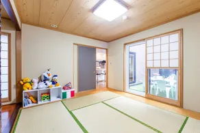 THE WORLDWIDE HOUSE - Image 4