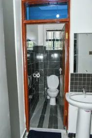 Lux Suites Ambo's Villa Bungoma - Image 3