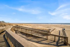 3rd House From the Beach!! - Image 5