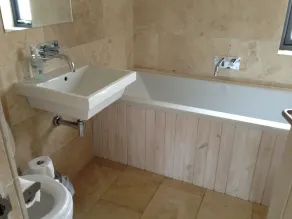 Bedövning Individuellt Designad Fastighet On Shore I byn Glenelg - Image 4