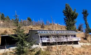 Small Victories Mountain Stay - Image 5