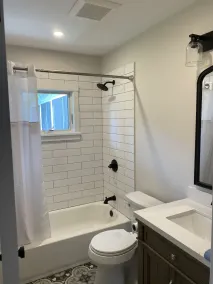 Totally Renovated Cottage on the North Fork 7 min. walk to the Beach - Image 2