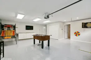 Recently Updated 3 Bedroom House, Fire Pit, Hot Tub, Game Room - Image 4