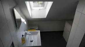 Cozy Rooftop Suite - Image 5