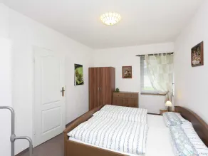 Holiday Home With Garden - Image 4