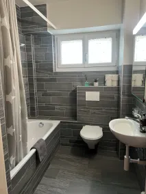 Large apartment. 3 bedrooms, Alpes Rez, Neuchatel - Image 3