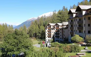 Apartment house in a quiet location at the famous Cresta Run. - Image 5