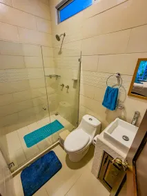 Full House With Jacuzzi 5 Minutes From the Beach - Image 2