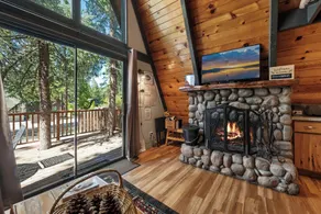 A-Frame Delight - 1BR / 1BA / Table de baby-foot / WiFi - Image 2