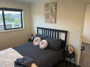 Peaceful Coombs Apartment for Families - Image 5