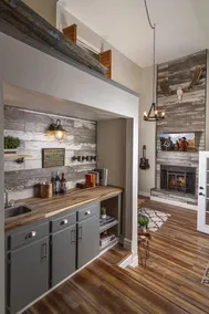NY! BEAUTIFULLY REMODELED! LUXURY 3 Bed 2 Bath Chateau. Strandpassager! A / C! - Image 3