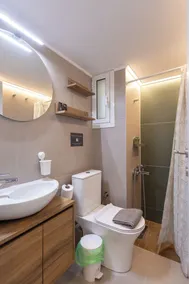 New Cozy Apt with Balcony close to Analipsi Metro - Image 3