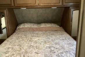 Clean, safe, and cozy RV located between Lafayette and Lake Charles. - Image 4