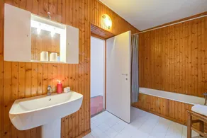 Mila Bike & WIFI: Garden Retreat near Lake Maggiore - Happy Rentals - Image 4