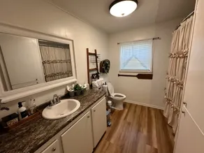 Hot Tub! - Eagle Creek Cottage - Near ETBU, Lake O' Pines, Jefferson & Longview! - Image 3