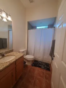 Beautiful 2Bed,2Bath,2Car Garage Stunning Cul-de-sac property on 2 acres Estate - Image 5