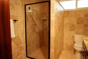 Cool retreat at the entrance to Lanikai-Very Close to Beach-3 Primary Bedrooms - Image 2