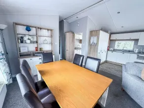 Stunning 4 Berth Lodge With Decking At Breydon Water In Norfolk Ref 10094B - Image 4