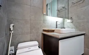 Orchid Luxury Apartment King Studio 402 - Image 3