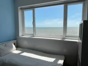 Three bedrooms Beach house on a private beach - Image 4