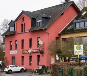 Pluwiger Apartments - Image 4