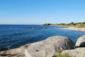 House by the sea, quiet, up to 8 people. Beautiful beaches about 100M - Image 3