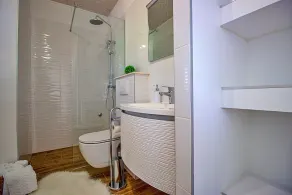 Villa with pool, ideal for 4 people - Image 5