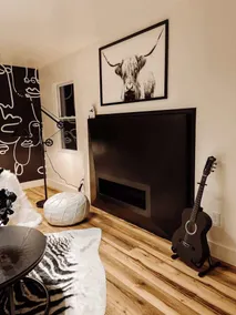 Black and White Cabin on Tranquil Three Acres - Image 2