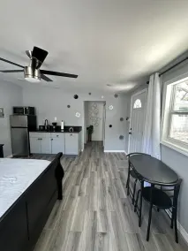 Home away from home - Image 3