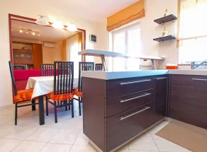Apartment 870/2041 (Istria - Labin), 6000m from the beach - Image 3