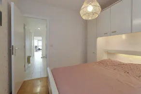 Apartment With Terrace for 5 People - Image 4
