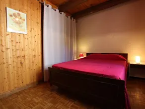 Gîte indépendant avec cour privative près de Lavoute-Chilhac et Langeac - Image 4