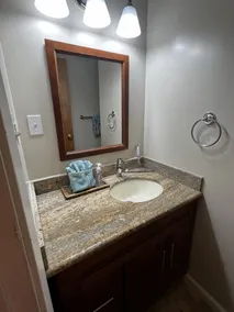 Comfortable, convenient 2BR 2BA apt in Alameda - Image 3