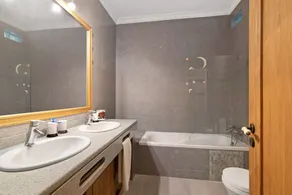 Casa vacanze 'Casa da Cidade De Loulé' con terrazza privata e Wi-Fi - Image 5
