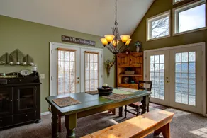 Grandfather View, <1mi to Hawksnest, Family and Dog Friendly - Image 3