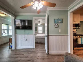 BREATHTAKING BUNGALOW-HOME AWAY FROM HOME - Image 2