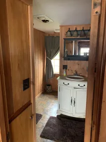 Cozy Cottage on Lake Winni - Image 2