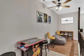 Enjoy Idle Time at Table Rock Lake with Arcades, Private Hot Tub, Dog-Friendly Stay & Free Tickets - Image 4