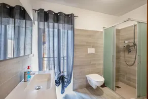 Ferienwohnung \"Levico Al Corso Apartments\" mit Blick auf die Berge - Image 3
