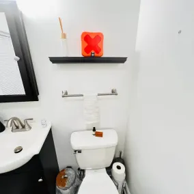 Tiny Home Private, Students, Nurses, Tech - Image 5