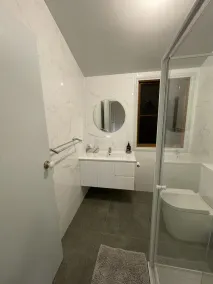 Townhouse in Metung - Walk to Hot Springs, Village and Country Club - Image 5