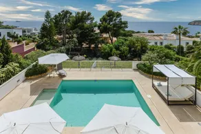 Villa Cabrera Stylish luxury villa with wonderful sea views and heated pool - Image 4