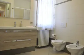 Apartamento de férias com piscina exterior e Wi-Fi - Image 4